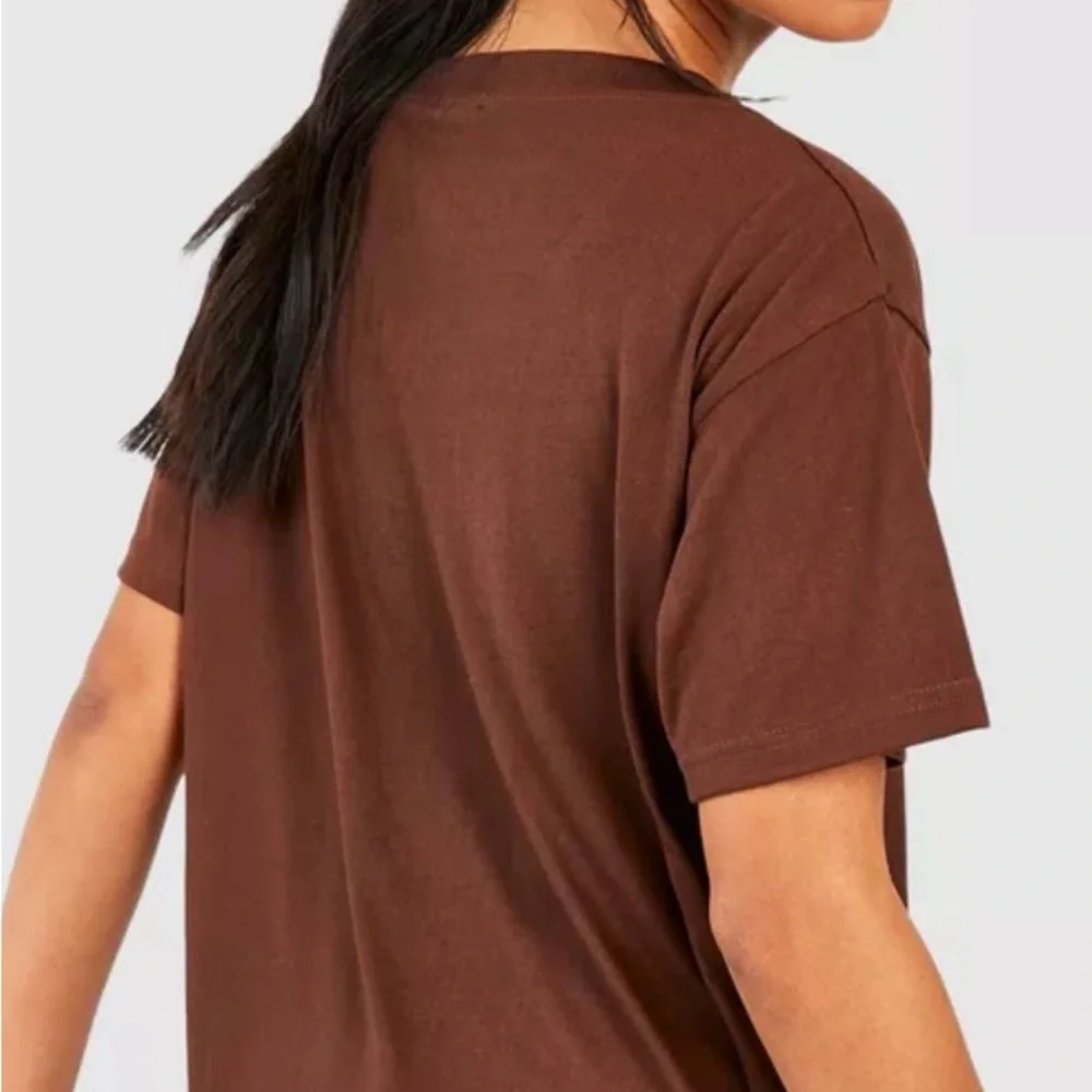 POL V-Neck Women's Tee - Picture 3 of 4